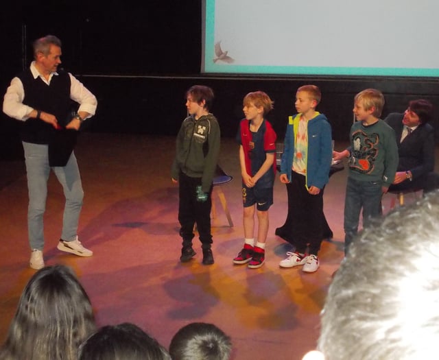 Alexander Armstrong talks books, Pointless and Hey Duggee