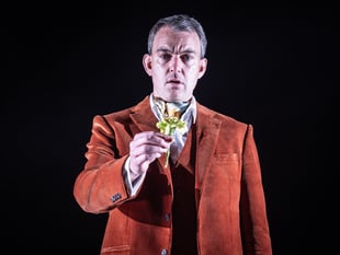One-man show tells the tragic story of Oscar Wilde