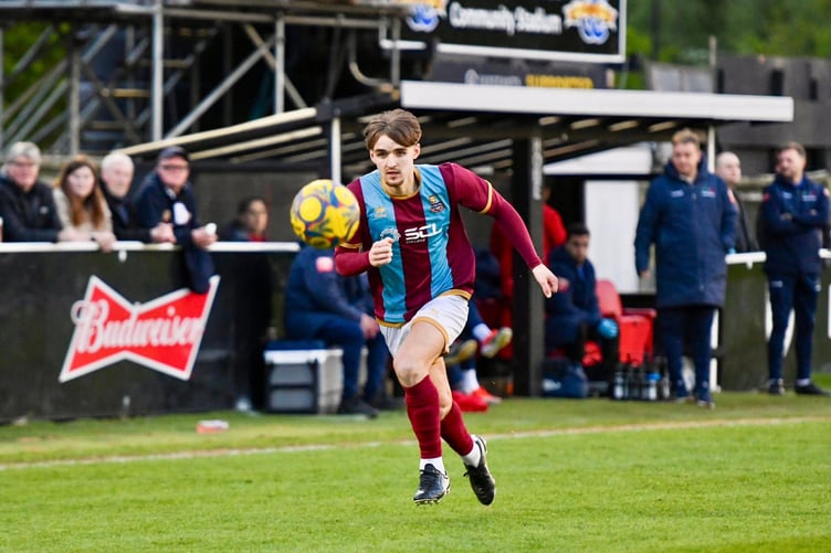 Owen Dean gets Farnham Town on the front foot against Hanwell