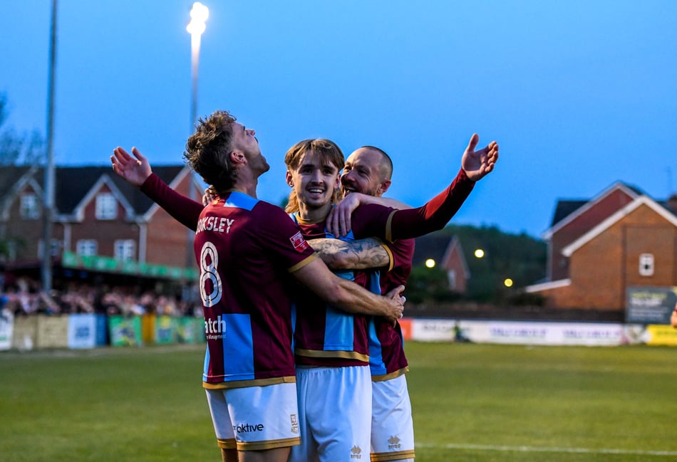 Farnham Town ready for historic play-off final against Gloucester City