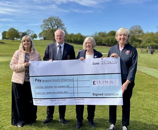 Golfers swing into fundraising action for Petersfield charity