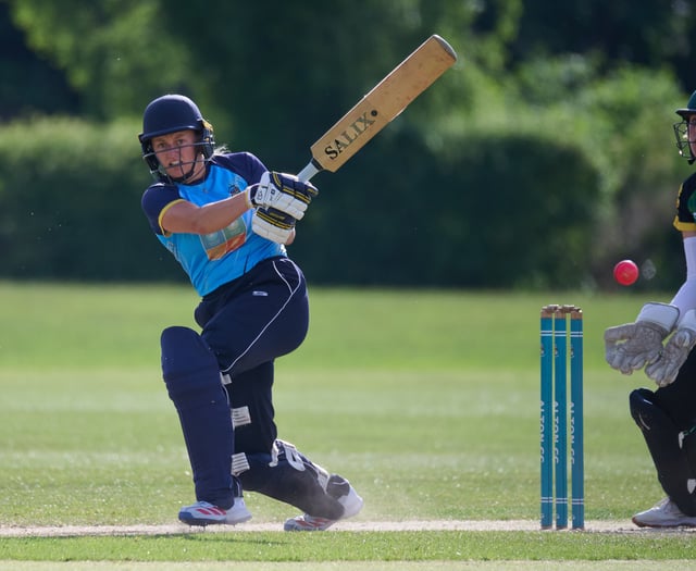 Alton lose high-scoring thriller despite Abigail Green's century