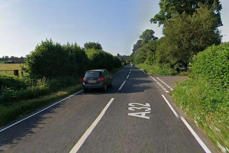 AH A32 Lower Farringdon.jpg