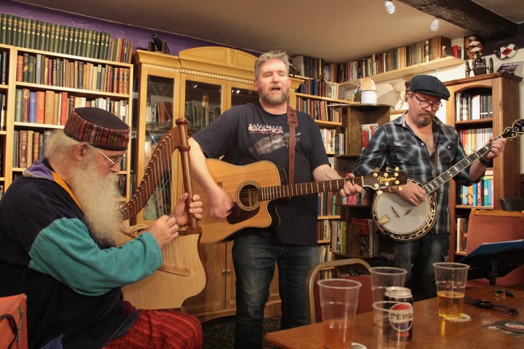 Cramptonbury Festival welcomed Seejay, seen performing in the Reading Room. PHOTO: George Ody.