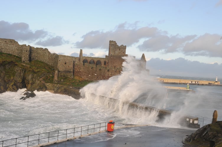 John Watterson snapped this shot of Fenella Beach under siege in November 2015